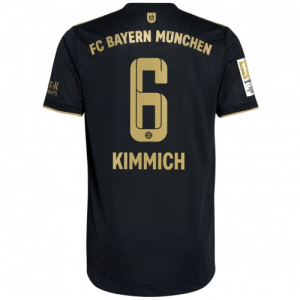 FC Bayern München Joshua Kimmich 6 Bortedrakter 2021-22 – Kortermet